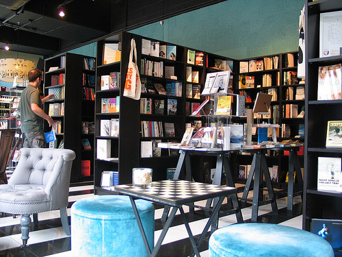 Looking Glass Books, Edinburgh